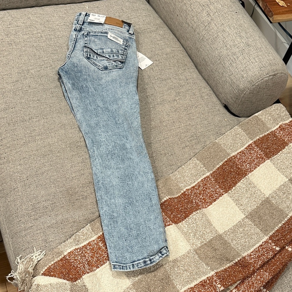 BKE Women's Light Blue Skinny Jeans
